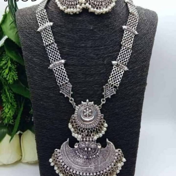 Necklace with earrings - Picture 14 of 16